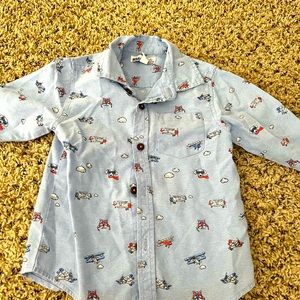 Super cute 3T button down shirt